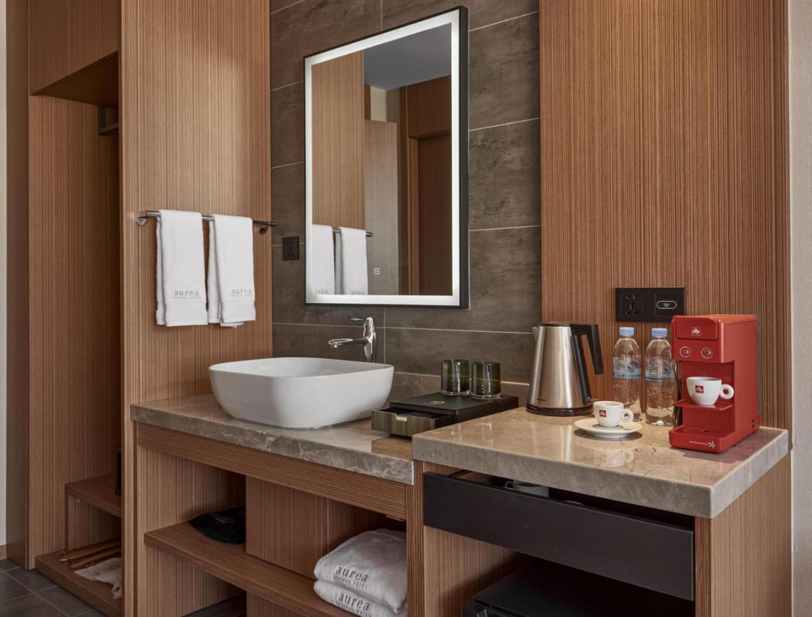 Aurea Central Hotel Phnom Penh Dış mekan fotoğraf
