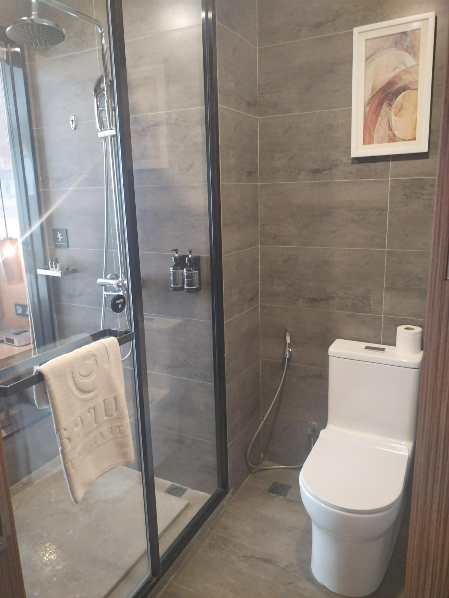 Aurea Central Hotel Phnom Penh Dış mekan fotoğraf