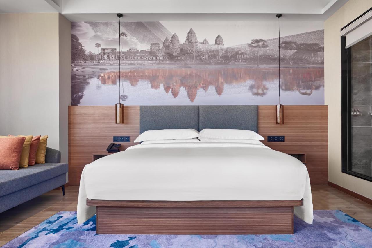 Aurea Central Hotel Phnom Penh Dış mekan fotoğraf