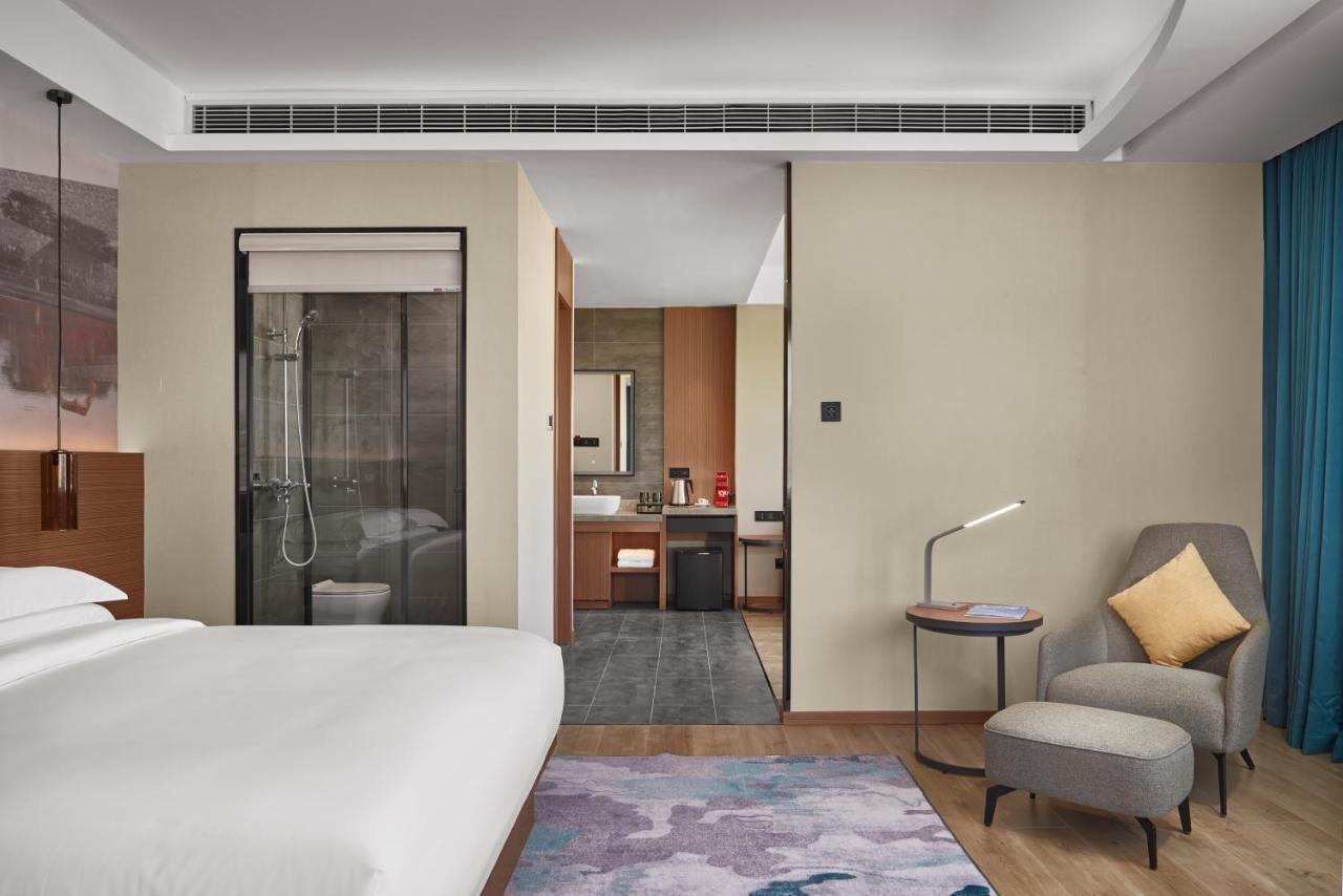 Aurea Central Hotel Phnom Penh Dış mekan fotoğraf